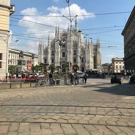 2 Lusso Centro Duomo Castello *